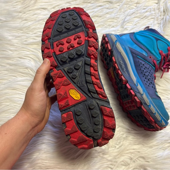 HOKA Tor ultra hi RARE high top athletes boots - Picture 3 of 10